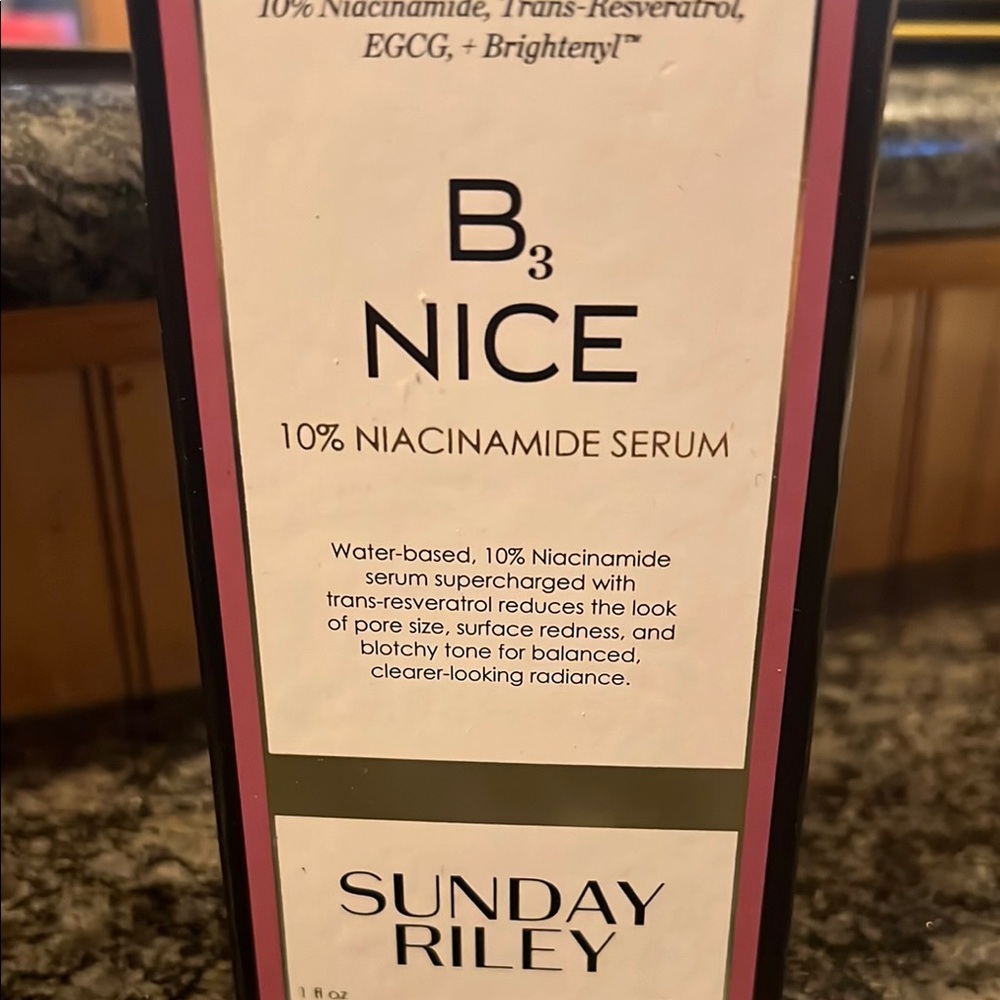 Sunday Riley White Serum & Face Oil with 10% Niacinamide